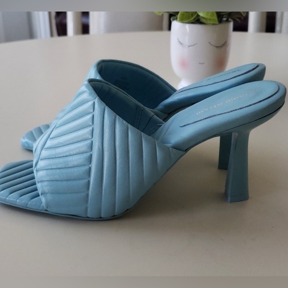 Antonio Milano Bright Blue Slide Sandals Heel with Textured Details Sz 9 - Picture 2 of 3